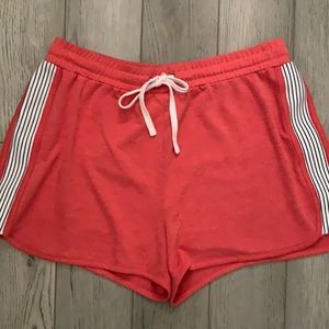 Jane and Delaney knit track shorts